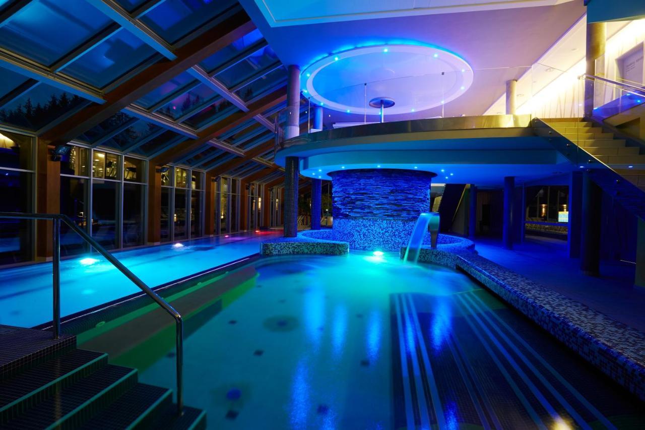Spa Hotel Lanterna Velké Karlovice Exterior foto